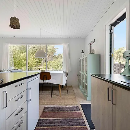 度假居 Beautiful Summer House Near Forest And *